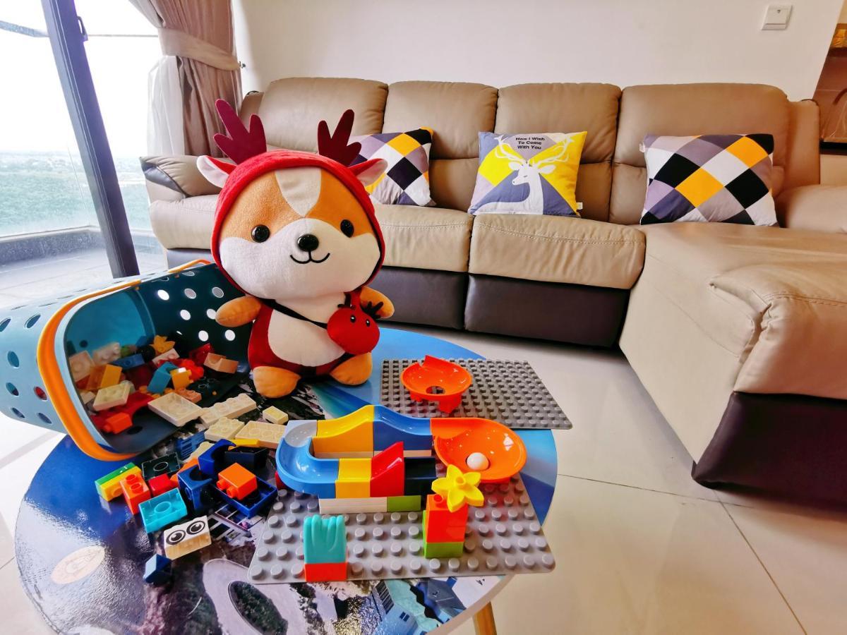 Legoland- Hapysunshine@dpristine-2b2r-8px Lakeview Apartment *